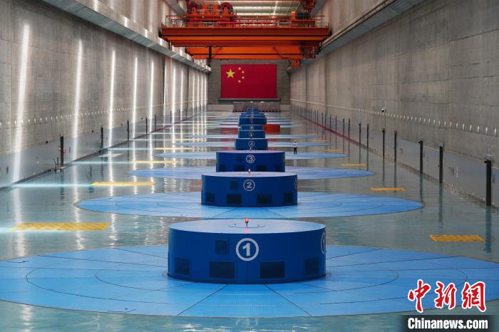 三峽左岸電廠?！￡愋?攝