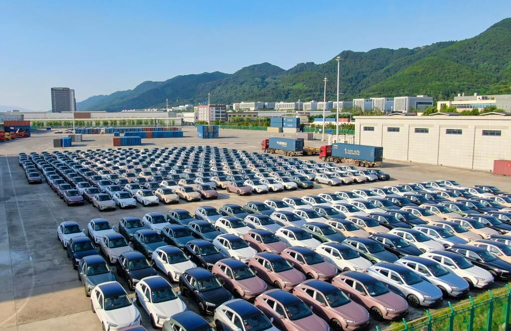 05 重慶整車進(jìn)口口岸。華龍網(wǎng) 通訊員 郭晉 攝