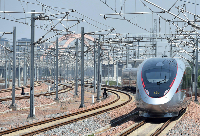 2022年6月20日，濟(jì)鄭高鐵鄭州首發(fā)G9206次列車(chē)駛出鄭州東站。