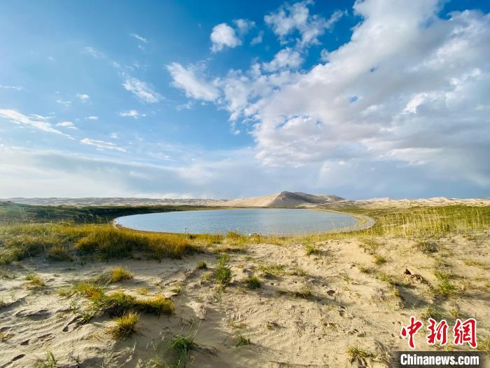 圖為關(guān)停四年后的沙島景區(qū)現(xiàn)狀?！±罱瓕?攝