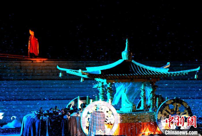 3月17日，西藏拉薩，《文成公主》大型史詩(shī)劇演出現(xiàn)場(chǎng)。　李林 攝